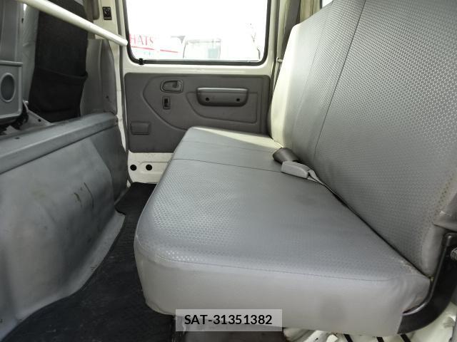 Hino DUTRO 2019-05 8726446-6