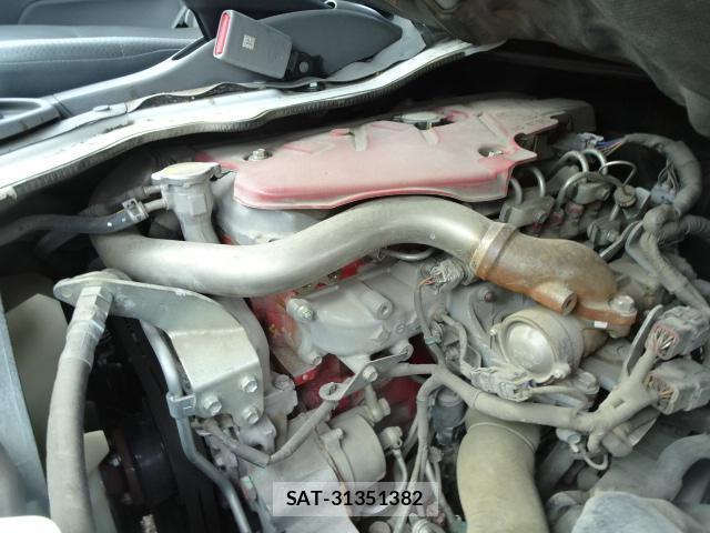 Hino DUTRO 2019-05 8726446-7