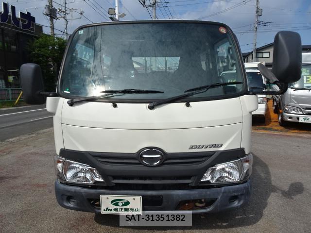 Hino DUTRO 2019-05 8726446-9