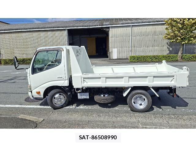 Hino DUTRO 2011-01 8727826-3