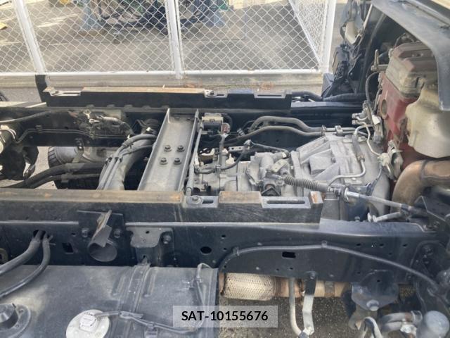 Hino DUTRO 2012-10 8730398-9
