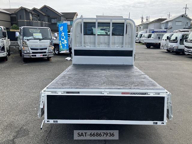 Hino DUTRO 2017-02 8730729-8