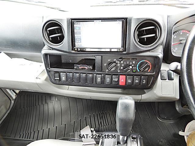 Toyota DYNA TRUCK 2019-08 8728333-4