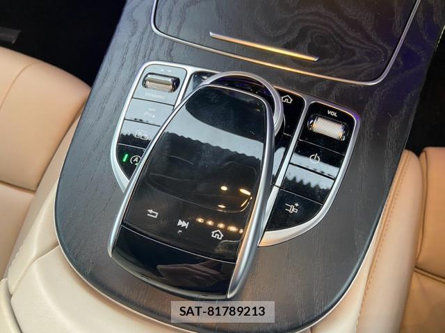 Mercedes Benz E-CLASS 2019-08 8727788-10