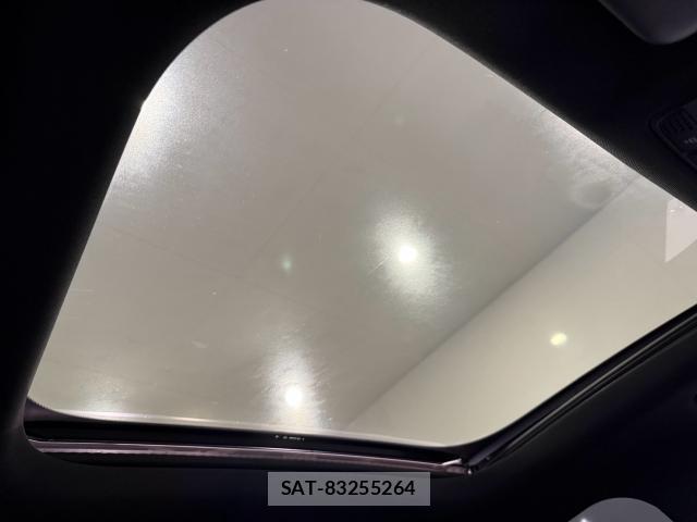Mercedes Benz E-CLASS 2016-08 8728336-18