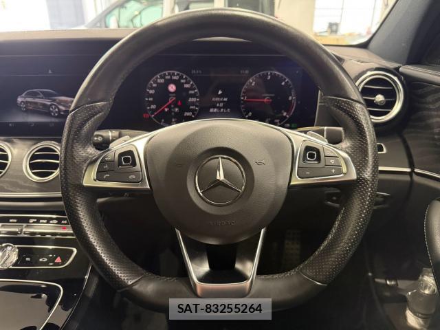 Mercedes Benz E-CLASS 2016-08 8728336-4