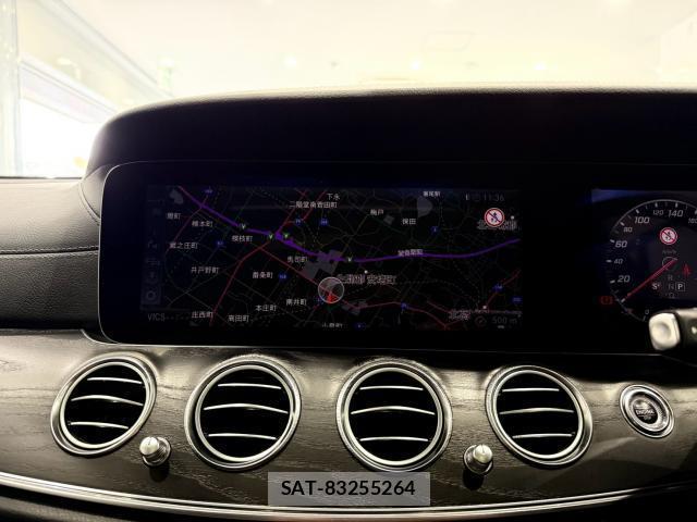 Mercedes Benz E-CLASS 2016-08 8728336-7