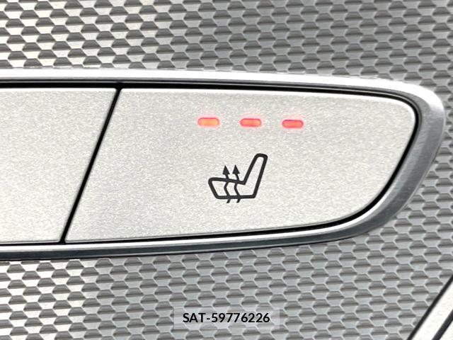 Mercedes Benz E-CLASS 2017-03 8728448-6