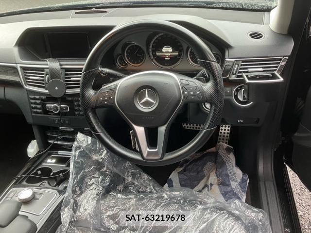 Mercedes Benz E-CLASS 2013-06 8730736-15