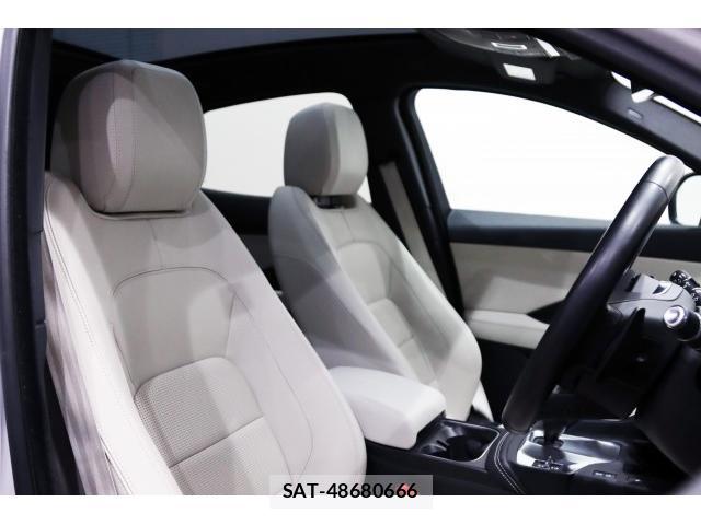 Jaguar E-PACE 2019-09 8726317-2
