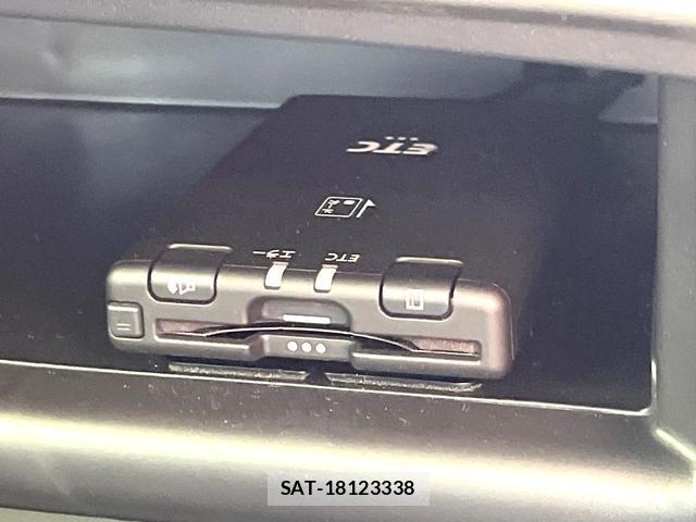 Mitsubishi ECLIPSE CROSS 2022-04 8728705-7