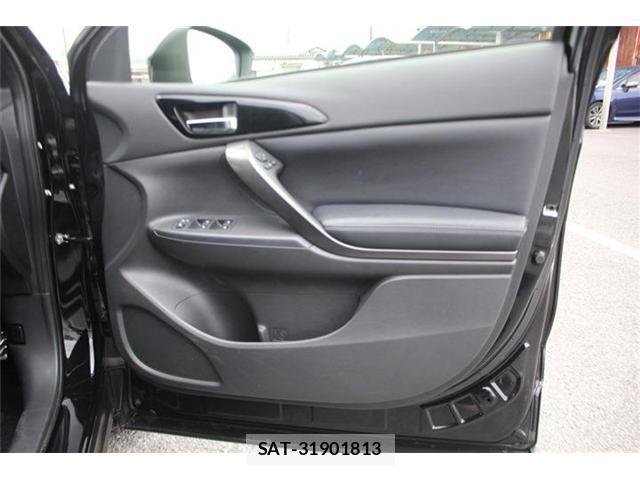 Mitsubishi ECLIPSE CROSS 2023-05 8729821-17