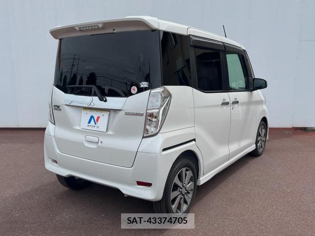 Mitsubishi EK SPACE 2016-09 8727143-16