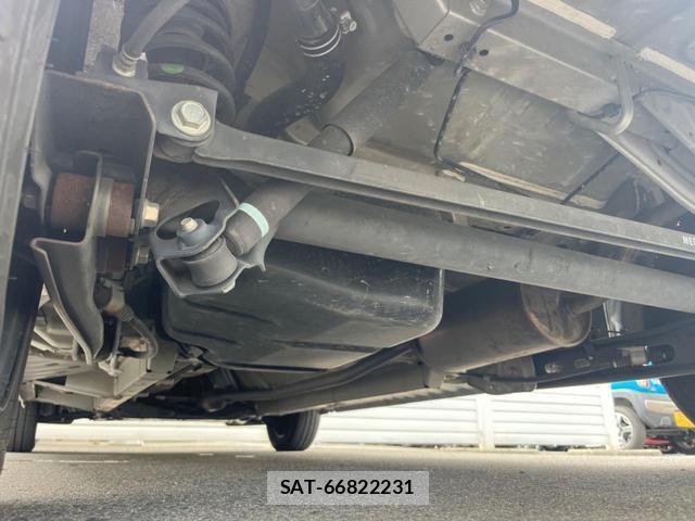 Mitsubishi EK SPACE 2017-09 8728379-18