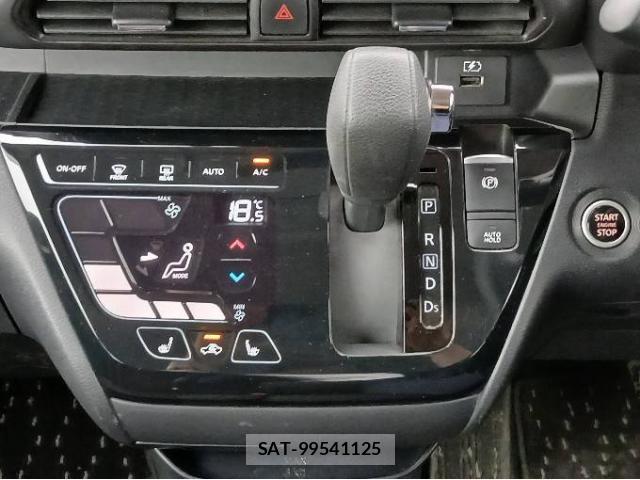Mitsubishi EK X SPACE 2021-09 8725975-18