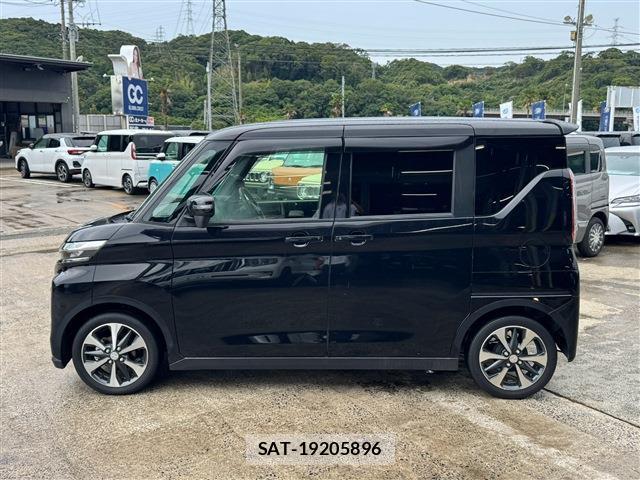 Mitsubishi EK X SPACE 2022-09 8728317-11