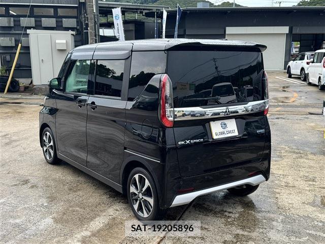 Mitsubishi EK X SPACE 2022-09 8728317-12