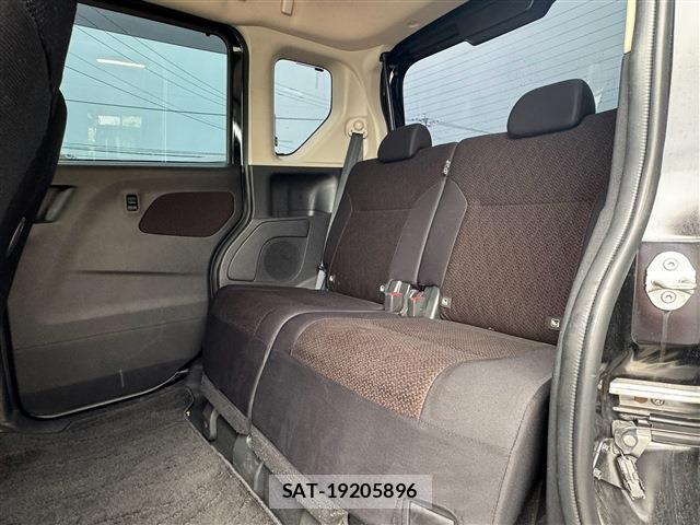 Mitsubishi EK X SPACE 2022-09 8728317-5