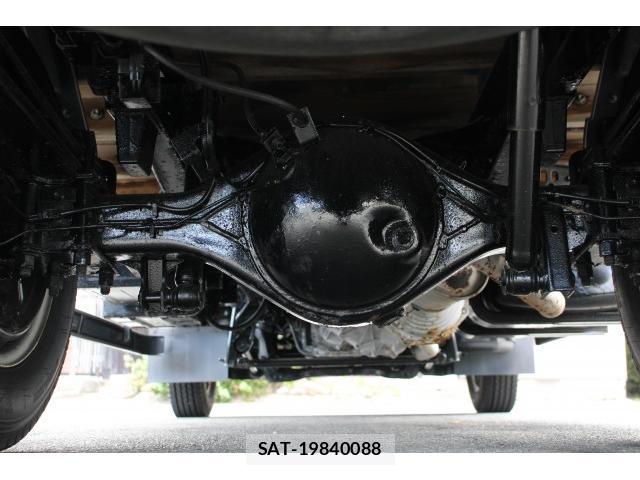 Isuzu ELF TRUCK 2012-10 8727939-16