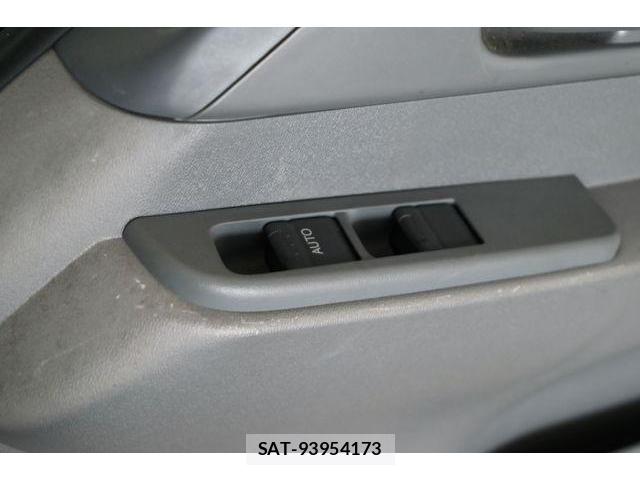 Isuzu ELF TRUCK 2017-07 8730766-17