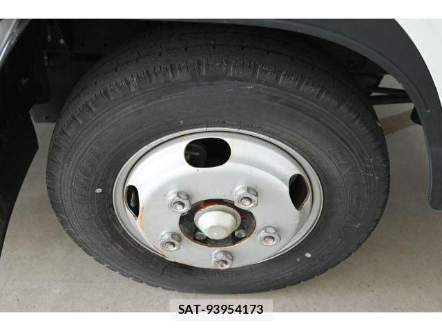 Isuzu ELF TRUCK 2017-07 8730766-7