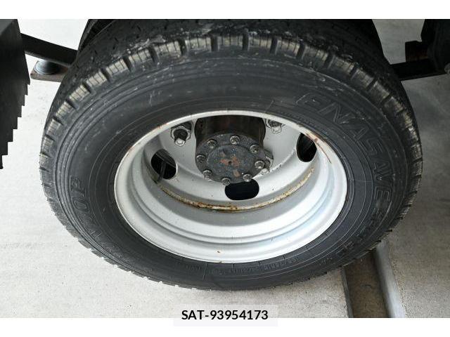 Isuzu ELF TRUCK 2017-07 8730766-8