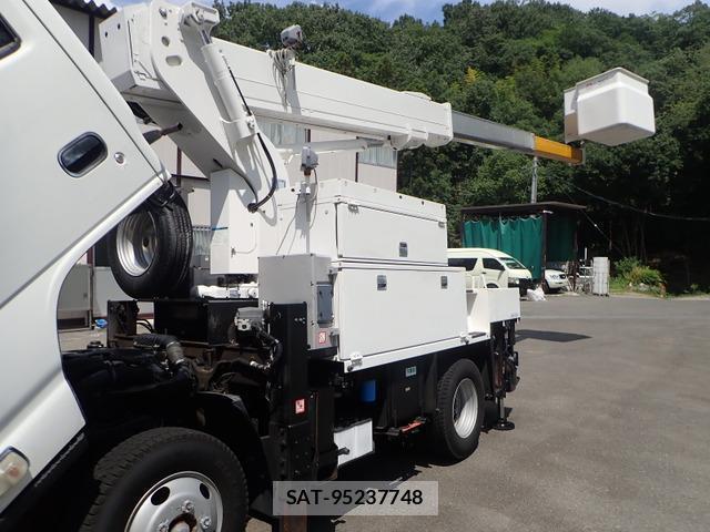Isuzu ELF TRUCK 2009-12 8731264-16