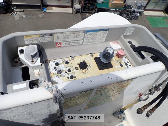 Isuzu ELF TRUCK 2009-12 8731264-2