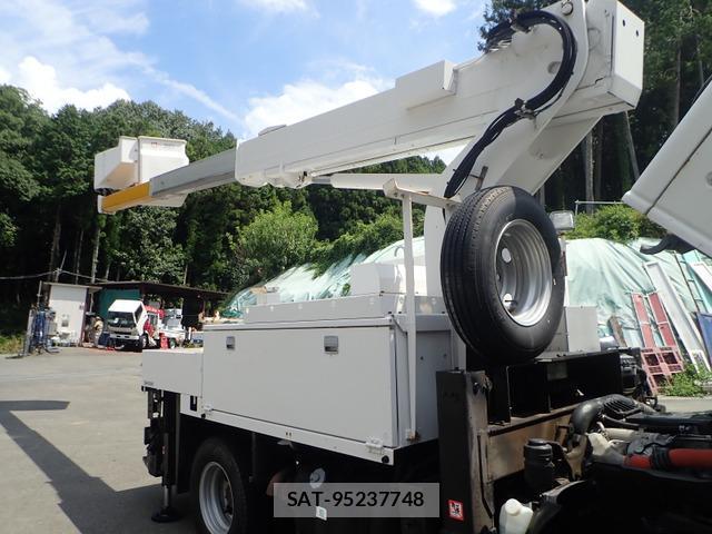 Isuzu ELF TRUCK 2009-12 8731264-4