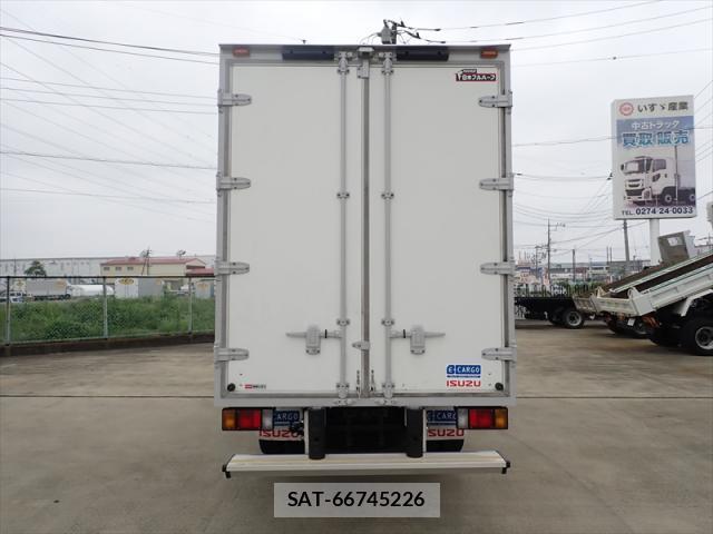 Isuzu ELF TRUCK 2019-11 8731405-1