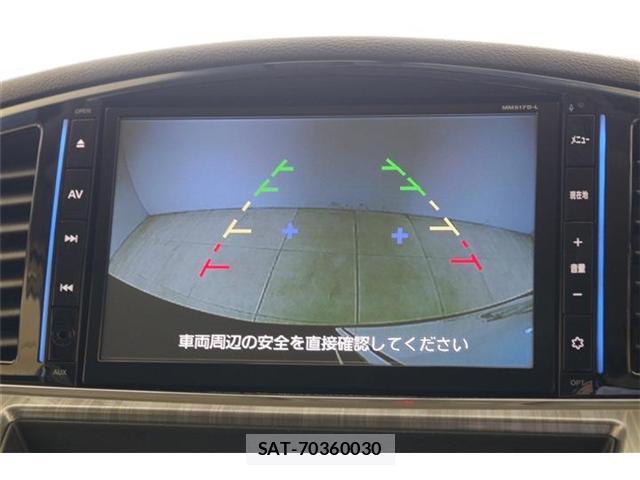 Nissan ELGRAND 2018-02 8726151-3