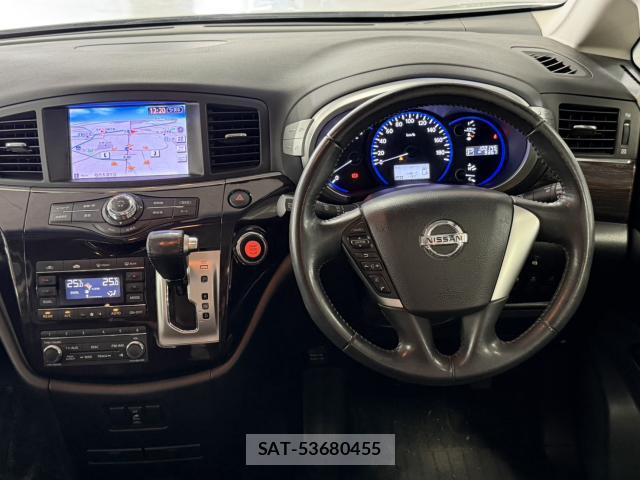 Nissan ELGRAND 2013-03 8726646-15