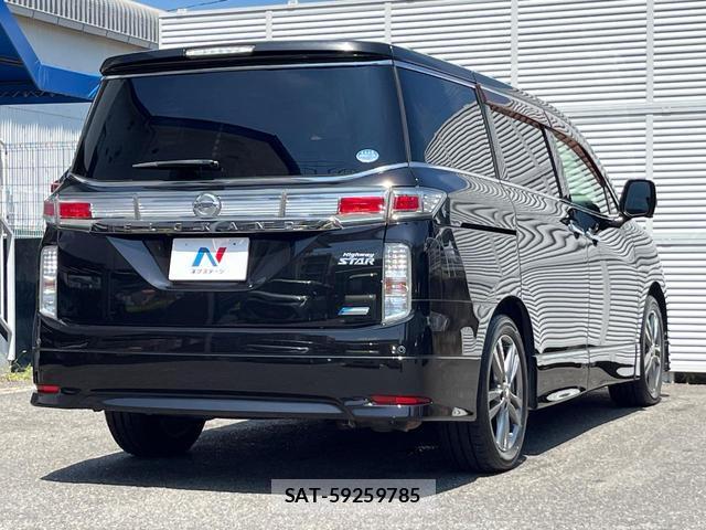 Nissan ELGRAND 2012-06 8727074-16