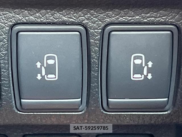 Nissan ELGRAND 2012-06 8727074-5