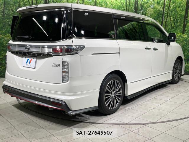 Nissan ELGRAND 2016-06 8727731-17