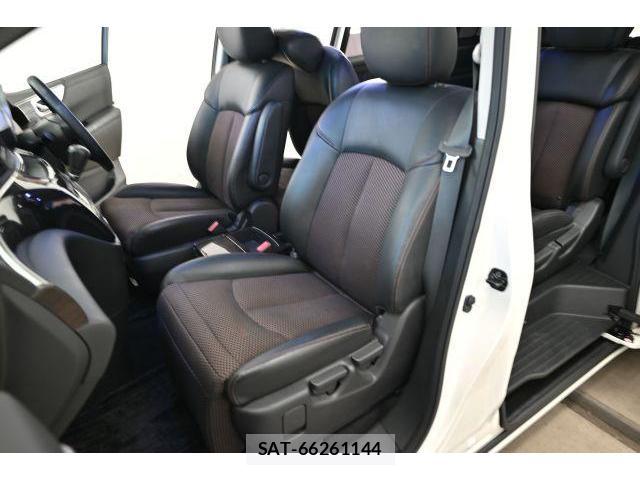 Nissan ELGRAND 2012-01 8730769-11