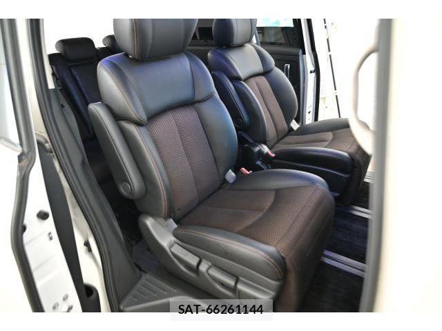 Nissan ELGRAND 2012-01 8730769-6