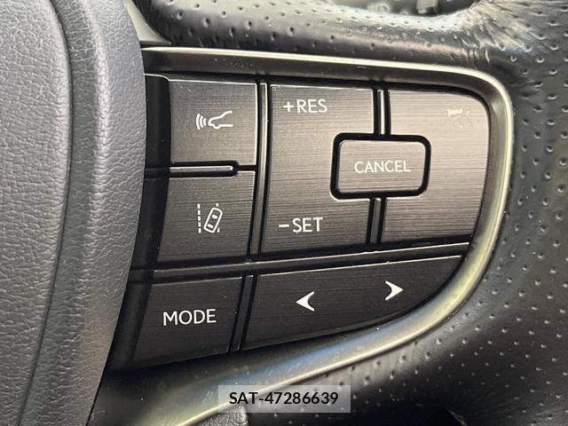 Lexus ES 2019-02 8731225-7