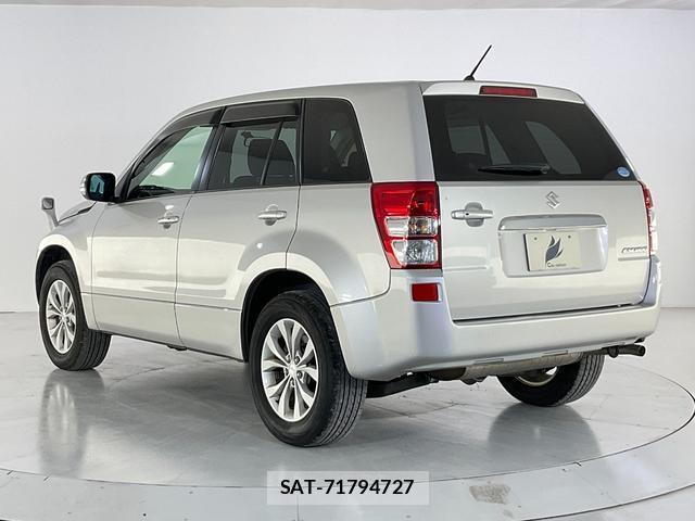 Suzuki ESCUDO 2012-11 8730664-4