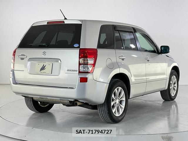 Suzuki ESCUDO 2012-11 8730664-6