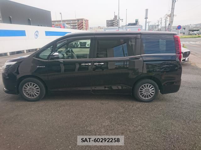 Toyota ESQUIRE 2016-04 8726137-10
