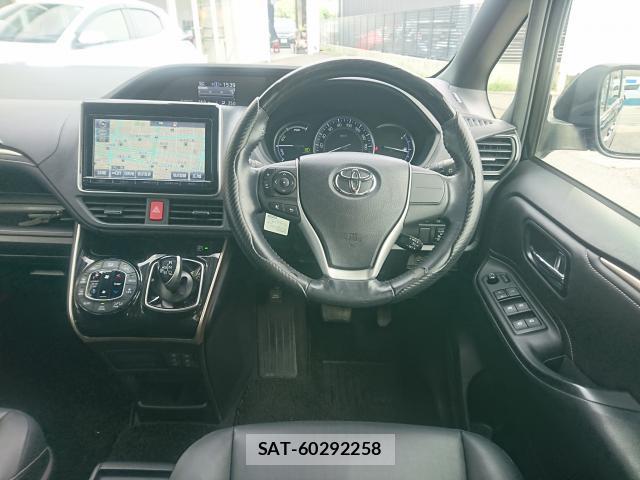 Toyota ESQUIRE 2016-04 8726137-17