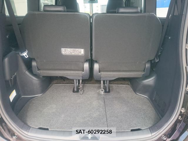 Toyota ESQUIRE 2016-04 8726137-18