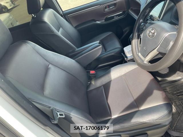 Toyota ESQUIRE 2017-10 8726167-10