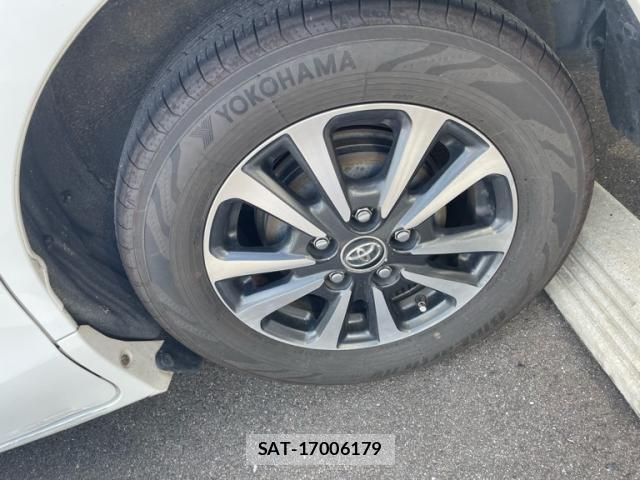 Toyota ESQUIRE 2017-10 8726167-2