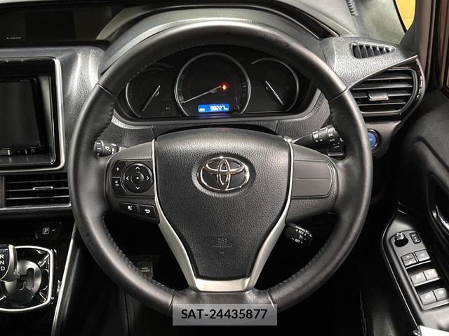 Toyota ESQUIRE 2016-02 8726348-12