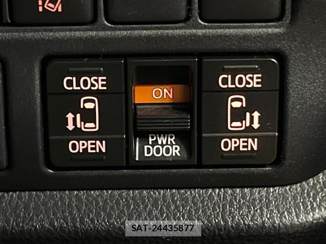 Toyota ESQUIRE 2016-02 8726348-4