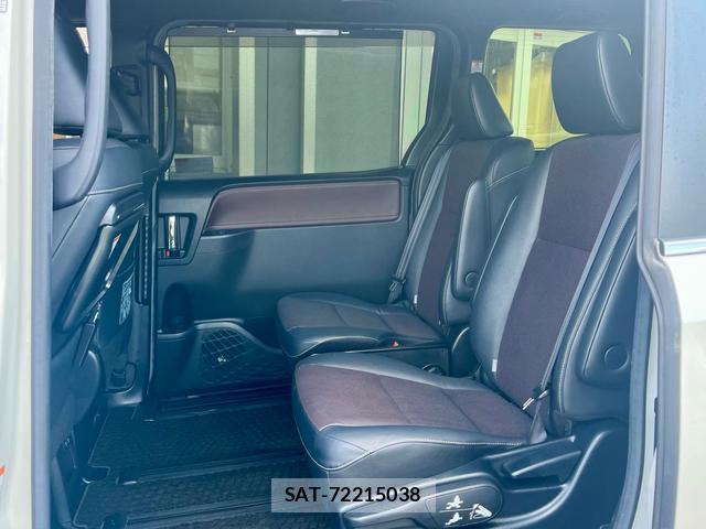 Toyota ESQUIRE 2017-07 8726849-16