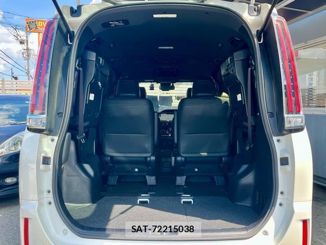 Toyota ESQUIRE 2017-07 8726849-18