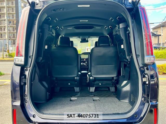 Toyota ESQUIRE 2017-09 8726852-18